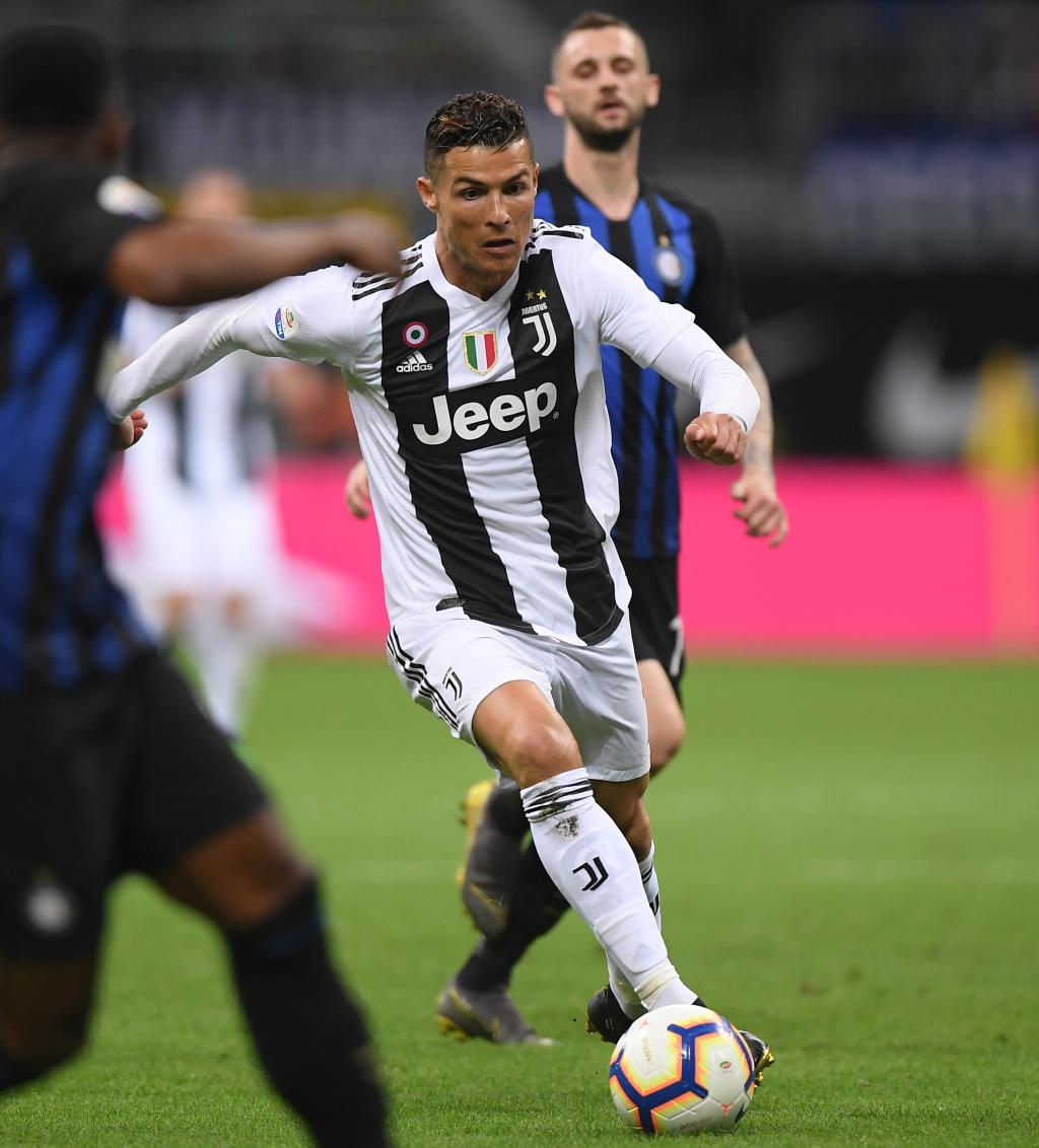 汤普森14分＆弗拉格低迷，独行侠半场4分领先