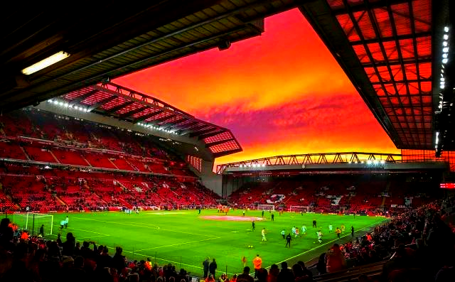 阿诺德或伤缺两个月！皇马赛程：12月欧冠战曼城，明年1月西超杯（阿诺德恐伤停两月！皇马12月欧冠战曼城，明年1月征战西超杯）