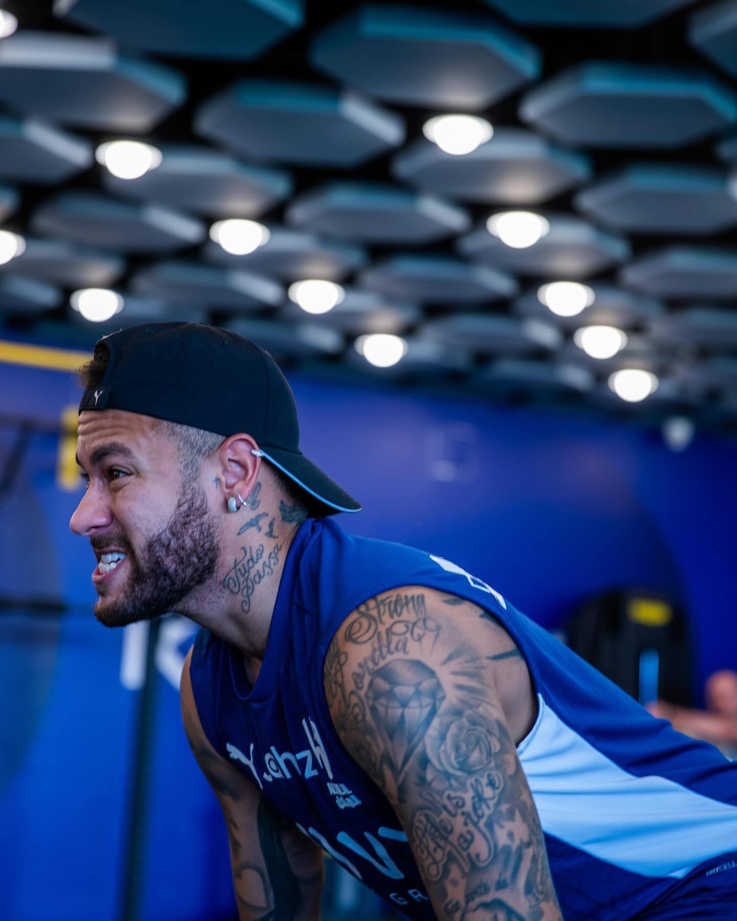 火箭两大角色球员发力，史密斯攻防全面提升，亚当斯篮板稳如磐石（火箭两员悍将齐爆发：史密斯攻防进阶，亚当斯篮板稳如泰山）