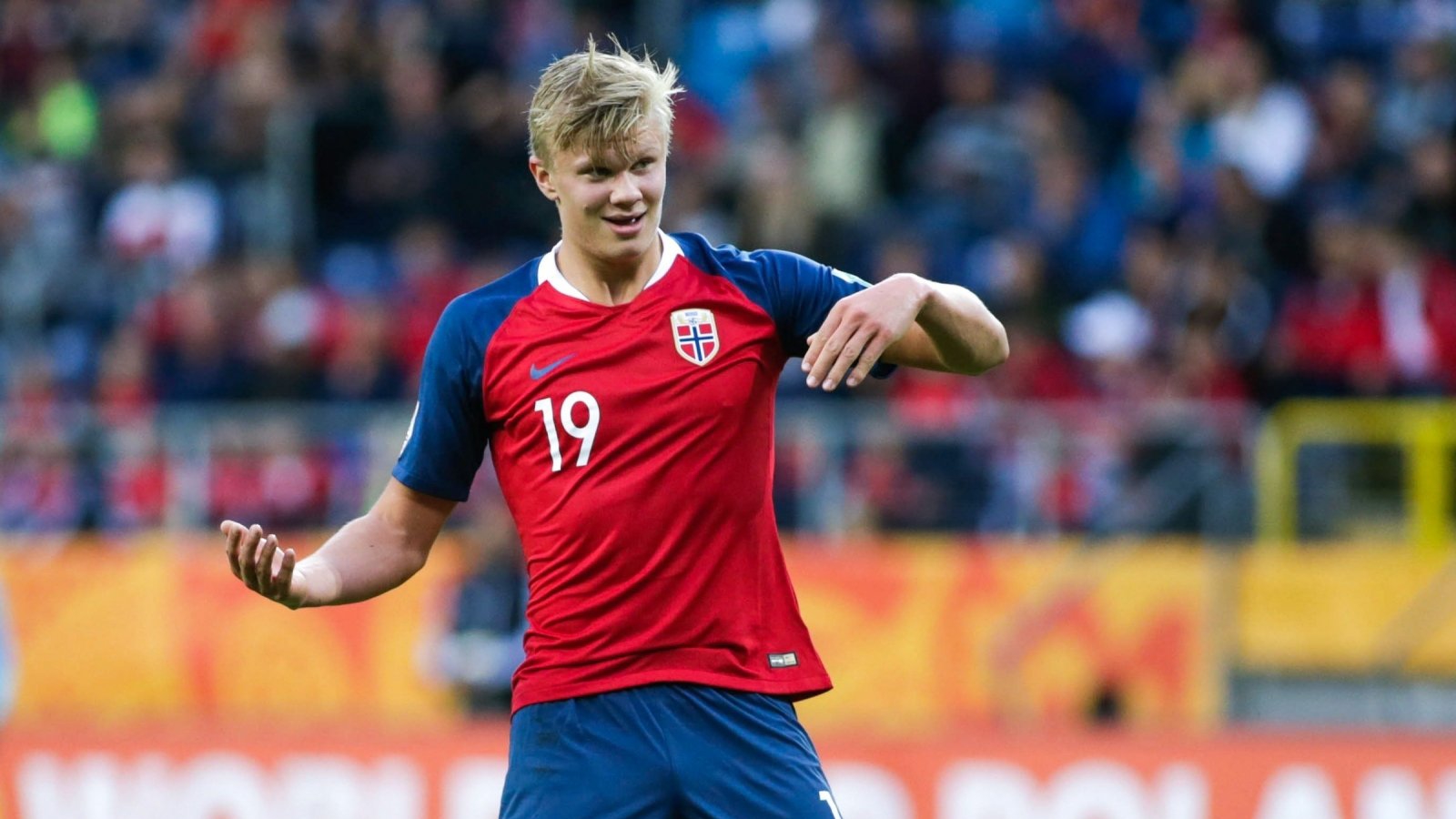 欧文突破防守造成杀伤球成功（欧文强突破防制造杀伤，进攻得手）