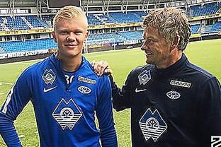 国足官方祝福魏祥鑫：期待以后为中国足球贡献更多力量