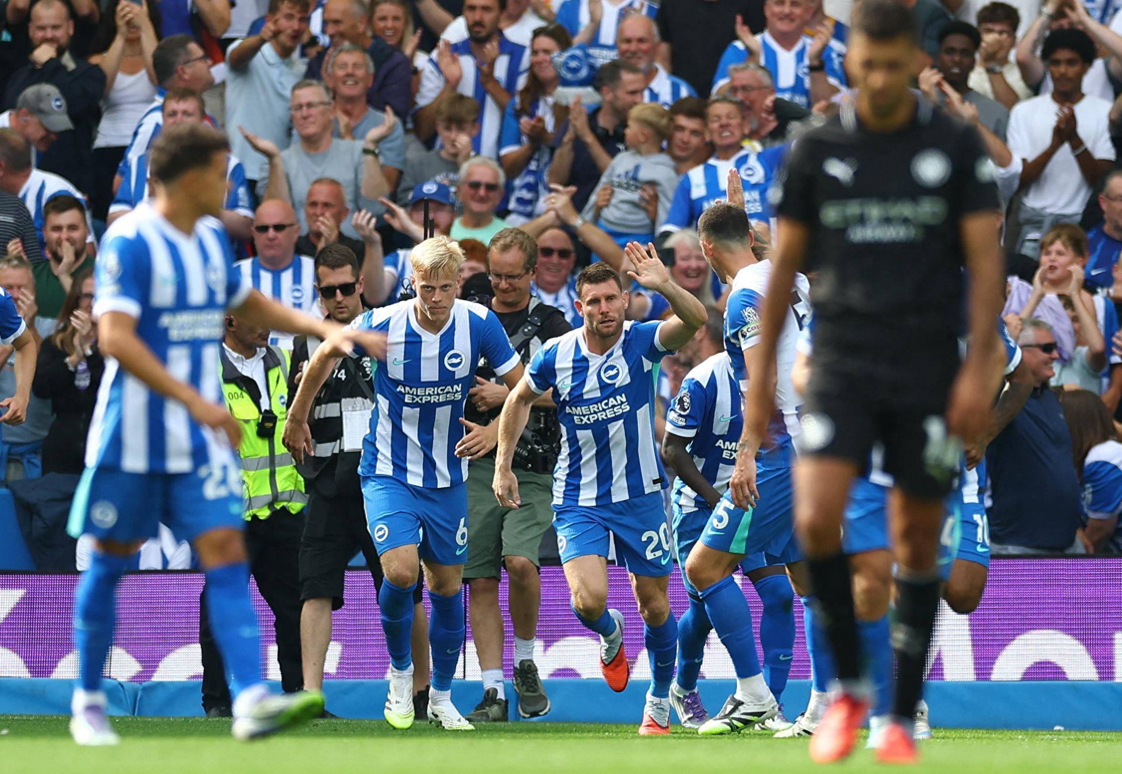 很多人问我如何评价梅西夺冠，评价什么？哪怕你再不...（关于梅西夺冠，我被问过无数次：到底该如何评价？）