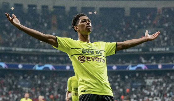 哈兰德自曝：女友看球看到“吐”，靠烹饪、玩游戏维系感情