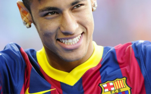 利物浦萨拉赫末节进球锁定胜利（萨拉赫终场前破门，利物浦锁定胜局）