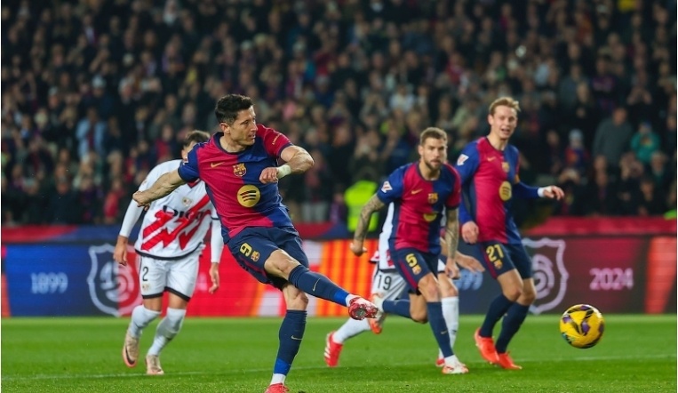 皇马63年仅1次无缘欧冠16强 数据支持赢球晋级（历史63载仅一次无缘欧冠16强 数据显示皇马有望赢球出线）