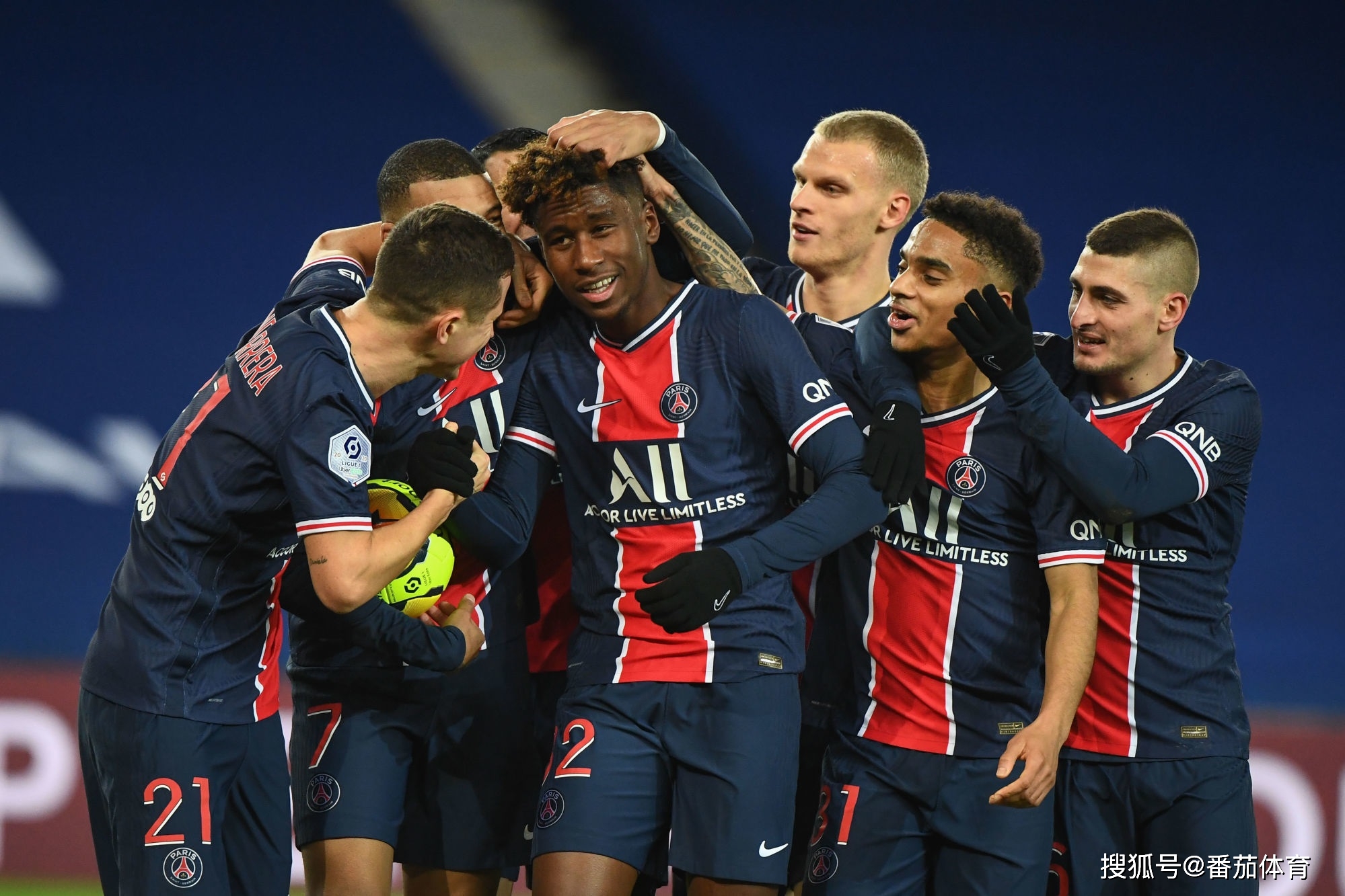 基米希：即便穆西亚拉复出卡尔也会出场，他应该入选德国队（基米希：穆西亚拉回归也不影响卡尔出场，他理应入选德国队）