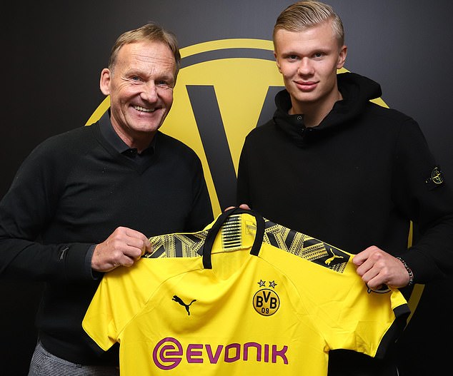 曼联锁定英超新星沃顿，阿莫里姆应果断出手（英超新锐沃顿成曼联目标，阿莫里姆需抢先出击）