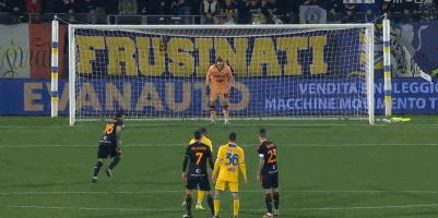 记者：曼奇尼执教萨德年薪1100万欧，成为世界薪酬第9高教练