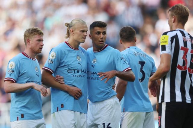 马雷斯卡公开抱怨高层缺乏支持，切尔西帅位暗流涌动（马雷斯卡公开质疑高层支持，切尔西帅位动荡加剧）