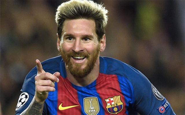 喀麦隆体育部长与足协主席埃托奥决裂，前者指责后者操纵选举（喀麦隆体育部长与足协主席埃托奥关系破裂，指控其操纵选举）