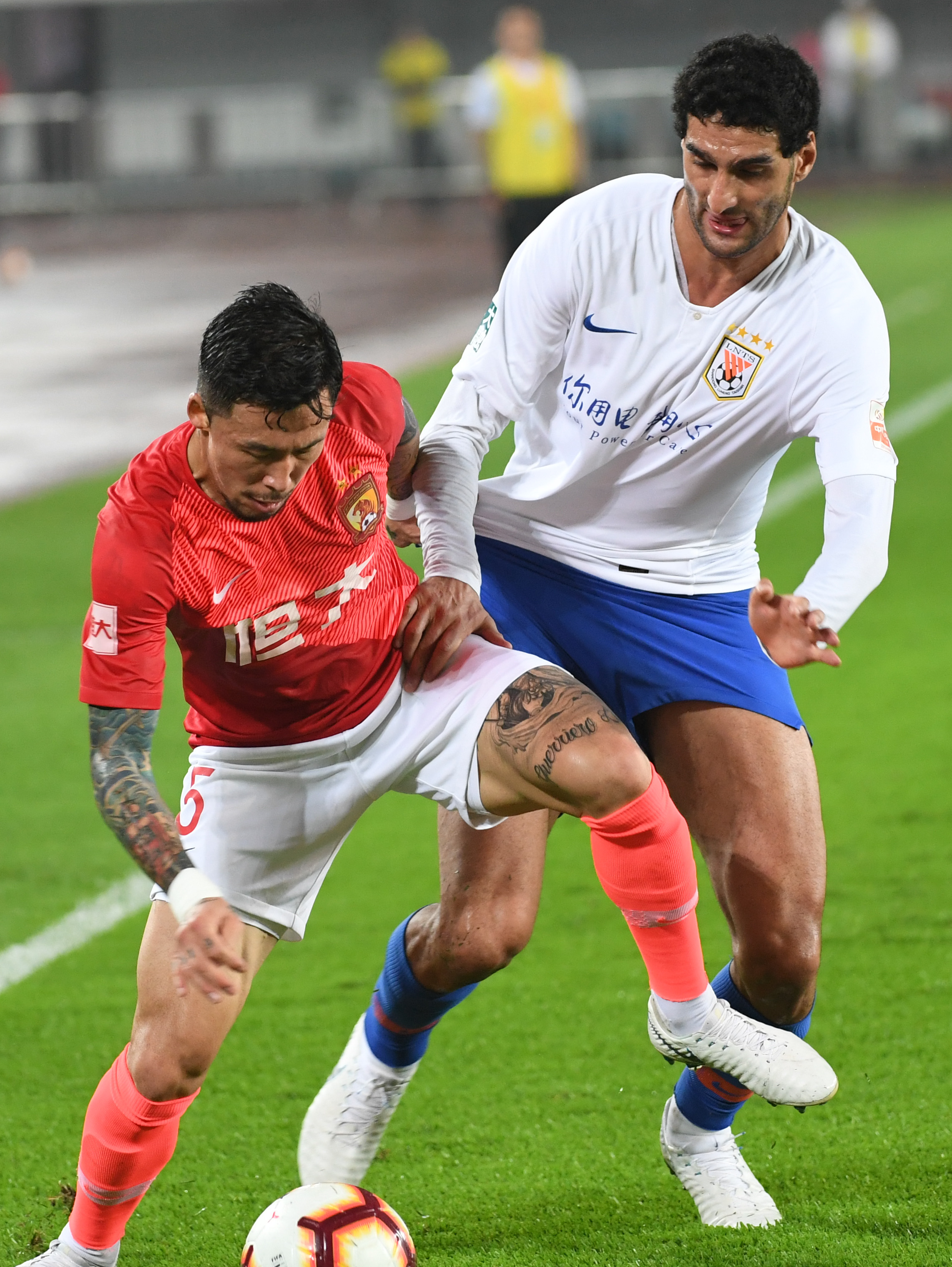 斯洛特：最后时刻我们更像9人应战，很多判罚取决于裁判临场（斯洛特：收官阶段我们形同九人作战，判罚多依裁判临场尺度）