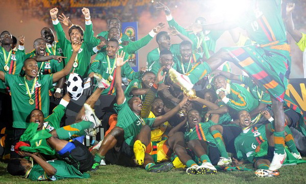 意媒：孔蒂明天回归那不勒斯，要求冬窗实质性引援以重振球队