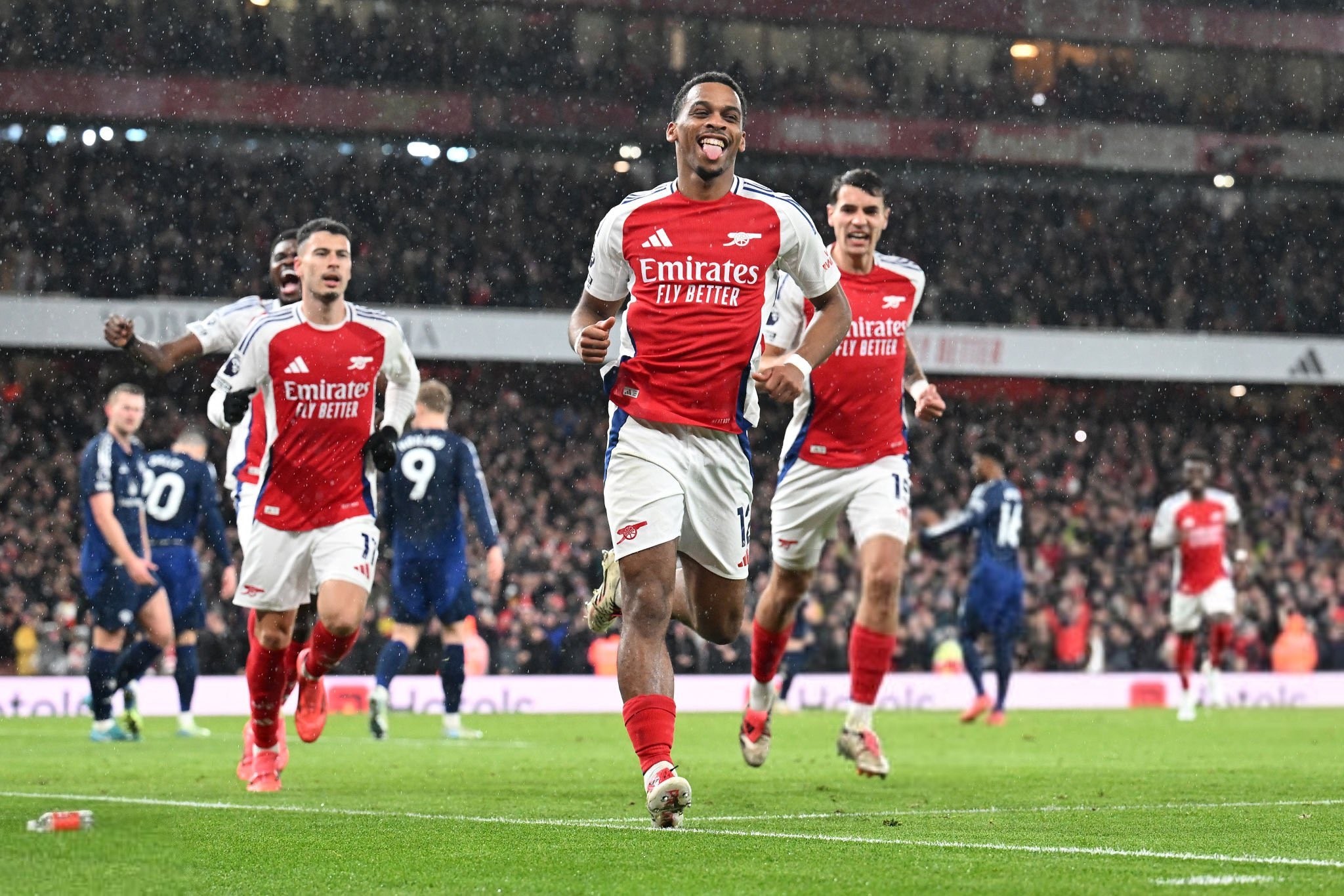 孔帕尼：我们绝不能将圣保利视为和阿森纳有所区别（孔帕尼：对待圣保利与阿森纳应一视同仁）