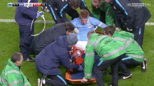 詹姆斯关键助攻锁定胜利（詹姆斯致命传球终结悬念）