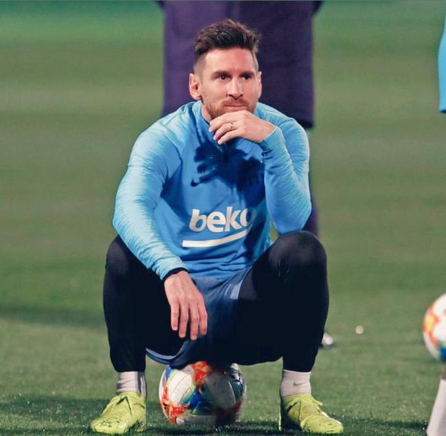 接替皮奥利，记者：前帕尔马主帅达韦尔萨接近执教佛罗伦萨（记者：前帕尔马主帅达韦尔萨接近出任佛罗伦萨主帅，将接任皮奥利帅位）