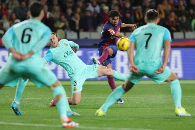 6.07次，西甲是本赛季五大联赛场均扑救次数最多的联赛（西甲本赛季场均扑救6.07次，居五大联赛首位）